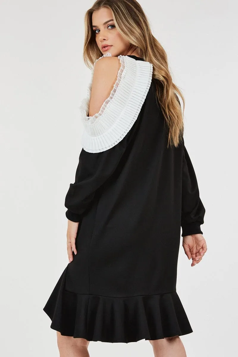 BLACK RUFFLED HEM WHITE PLEATED DETAIL DRESS