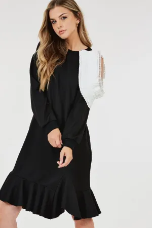 BLACK RUFFLED HEM WHITE PLEATED DETAIL DRESS