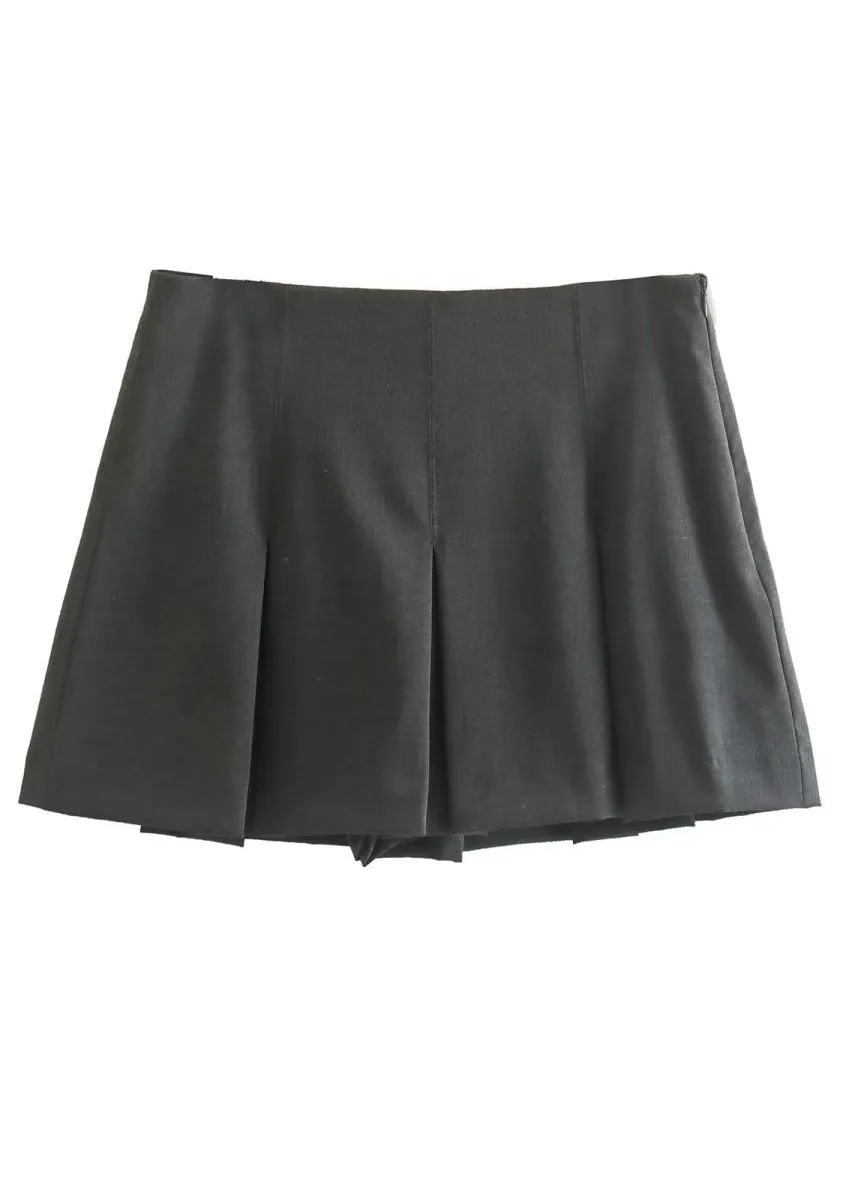 Black&Grey Pleated Skirt With Shorts