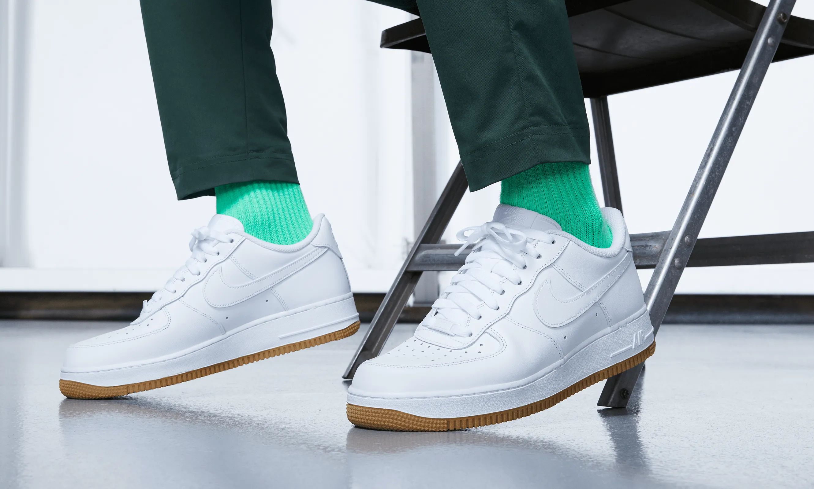 Nike Air Force 1 07 - Men's