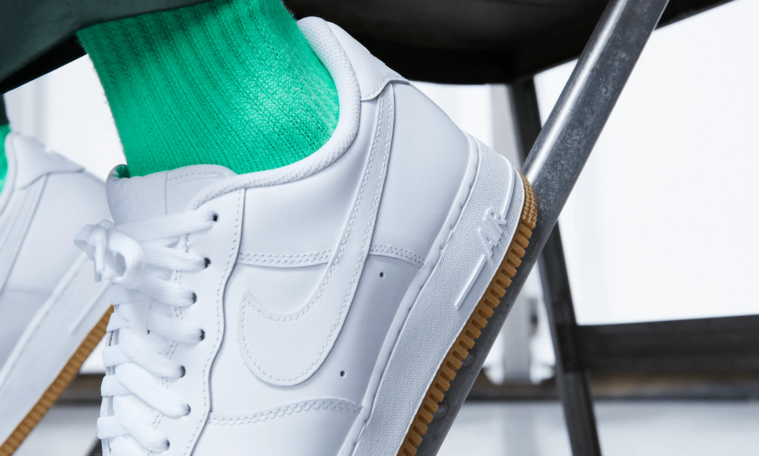 Nike Air Force 1 07 - Men's